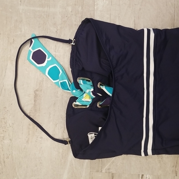 💕TRINA TURK💕 Made in the Shade Bandeau One-Piece Swimsuit Lace Up 0 NWT - Picture 10 of 12